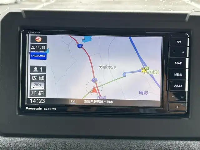 スズキ ジムニー XC 愛媛県 2021(令3)年 1.5万km ブルーイッシュブラックパール3 1オーナー/純正7型ナビ(AM/FM/CD/DVD/BT/フルセグTV)/バックカメラ/クルーズコントロール/ドライブレコーダー/純正フロアマット/純正ドアバイザー/全席シートヒーター/ヒートミラー/電格ミラー/ヘッドライトウォッシャー/ETC/ISOFIX/シガーソケット/LEDヘッドライト/APIO背面タイヤカバー/現状サマー(純正AW)(175/80/R16)/BRIDGESTONE DUELER H/T 684II