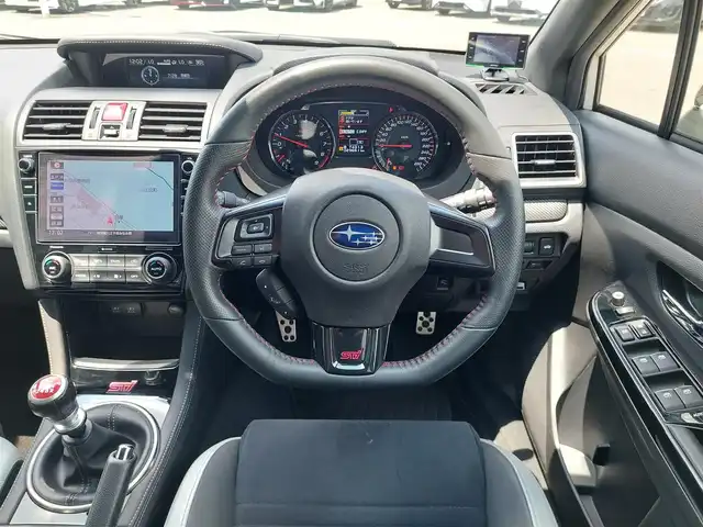 スバル ＷＲＸ ＳＴＩ EJ20 ファイナルED 東京都 2020(令2)年 3万km クリスタルホワイトP 555台限定車/STIスタイルパッケージ/STIフレキシブルタワーバー/STIフレキシブルドロースティフナー/STIフレキシブルサポートサブフレームリヤ/HKS製マフラー〔ハイパワー スペックL〕/HKS製メタルキャタライザー/HKS製ブローオフバルブ〔スーパーSQV IV〕/大型トランクスポイラー/ルーフパネルカーボンラッピング/純正8インチナビ〔Panasonic　CN-LX840D〕/　・フルセグTV/　・Bluetooth接続/　・ブルーレイ/DVD/CD/　・SDミュージックサーバー/　・USB/　・AM/FMラジオ/純正バックカメラ/純正ドライブレコーダー/ビルトインETC/レーダー探知機〔ZERO 707LV〕/純正RECARO製ハーフレザーシート/パワーシート/シートヒーター/純正19インチアルミ〔BBS製〕/フットランプ/LEDアクセサリーライナー/STIドアハンドルプロテクター/プッシュスタート/スマートキー×２/フロアマット/保証書/取扱説明書