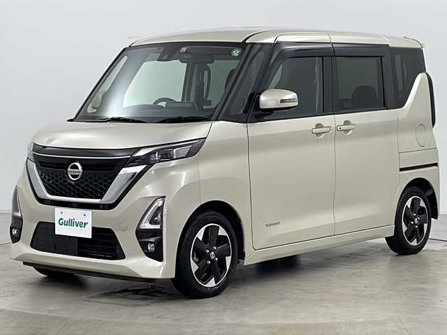 日産 ルークス HWS X プロパイロットED 福島県 2020(令2)年 3.3万km フローズンバニラパール ・純正ナビ&フルセグTV&CD&DVD&BT/・両側パワースライドドア/・ハンズフリーパワースライドドア/・全方位カメラ/・プロパイロット/・エマージェンシーブレーキ/・前方衝突予測警報/・踏み間違い防止機能/・車線逸脱警報/・ふらつき警報機能/・先行車発進お知らせ/・アイドリングストップ/・横滑り防止装置/・純正ドライブレコーダー/・ステアリングスイッチ/・電動パーキングブレーキ/・純正フロアマット/・電動格納ミラー/・プッシュスタート/・LEDヘッドライトフォグ/・オートマチックハイビーム/・オートライト/・スマートキー/・取扱説明書