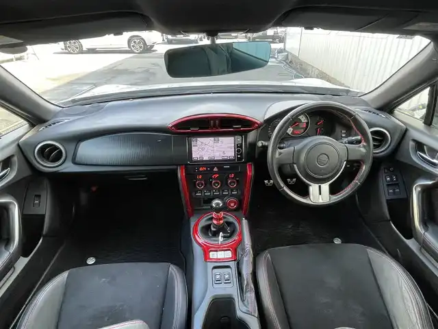 トヨタ ８６ GT リミテッド 東京都 2013(平25)年 7.5万km サテンホワイトパール 純正7型ワイドHDDナビ＆フルセグ/・BluetoothAudio/・CD/SD/DVD/AM/FM/ハーフレザーシート/・前席シートヒーター/LEDクリアランスソナー付/・HIDヘッドライト/１７インチ社外AW/TEIN車高調/バックカメラ/フォグランプ/純正フロアマット/プッシュエンジンスタート/スマートキー/保証書＆取扱説明書