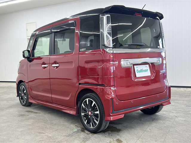 スズキ スペーシア カスタム HYBRID XS ターボ 長崎県 2018(平30)年 9.8万km フェニックスレッドパール/ブルーイッシュブラックパール 純正8インチメモリナビ/・フルセグテレビ/・DVD/・バックカメラ/・Bluetooth/セーフティサポート/・車線逸脱警報/・誤発進抑制/アイドリングストップ/クルーズコントロール/両側パワースライドドア/ETC/純正フロアマット/純正アルミホイール/PS/PW/LEDヘッドライト/運転席シートヒーター/パドルシフト/リアサーキュレーター/シートバックテーブル/リアサンシェード/シートリフター