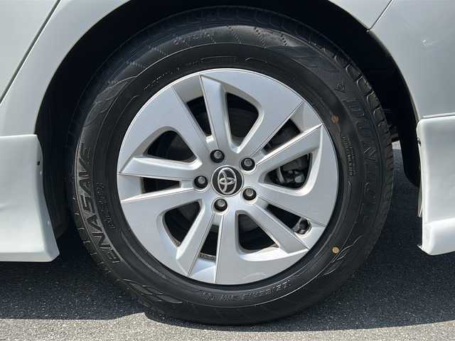 トヨタ プリウス S 茨城県 2016(平28)年 4.2万km スーパーホワイトⅡ 純正SDナビ/【AM/FM/TV/BT】/トヨタセーフティセンス/バックモニター/クルーズコントロール/LEDヘッドライト/オートライト/純正15インチアルミホイール/純正フロアマット/AAC/ビルトインETC/横滑り防止装置/カーテンエアバック/スマートキー/100V充電