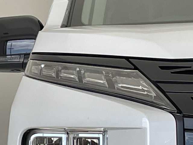 三菱 デリカＤ：５ シャモニー 愛知県 2025(令7)年 0.1千km 白 登録済未使用車/両側パワースライドドア/レーダークルーズコントロール/シートヒーター/バックカメラ/電動リアゲート/パワーシート/純正アルミホイール/ブラインドスポットモニター/LEDヘッドライト/パドルシフト/ステアリングヒーター/オートマチックハイビーム/衝突軽減システム/ステアリングスイッチ/スマートキー/プッシュスタート