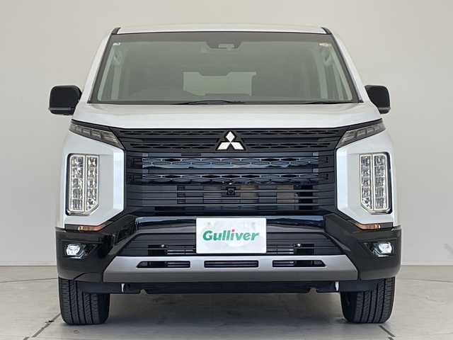 三菱 デリカＤ：５ シャモニー 愛知県 2025(令7)年 0.1千km 白 登録済未使用車/両側パワースライドドア/レーダークルーズコントロール/シートヒーター/バックカメラ/電動リアゲート/パワーシート/純正アルミホイール/ブラインドスポットモニター/LEDヘッドライト/パドルシフト/ステアリングヒーター/オートマチックハイビーム/衝突軽減システム/ステアリングスイッチ/スマートキー/プッシュスタート