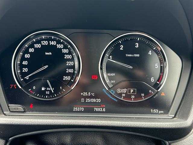 ＢＭＷ Ｘ１ 埼玉県 2021(令3)年 2.6万km 白 黒半革シート/純正HDDナビ/(Bluetooth/USB)/ＡＣＣ/バックカメラ/パワーバックドア/パワーシート/ドライビングアシスト/ドライブレコーダー/ＥＴＣ/オートライト