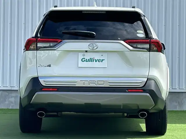 トヨタ ＲＡＶ４ G Zパッケージ 香川県 2019(令1)年 2.4万km ホワイトパールクリスタルシャイン 登録時走行距離：23322km/ALPINE9インチナビ/→ＣＤ／ＤＶＤ/→フルセグTV/→Bluetooth/サンルーフ/４WD/デジタルインナーミラー/バックカメラ/レザーシート/シートヒーター/革巻きステアリング/ステアリングリモコン/レーダークルーズコントロール/レーンキープアシスト/ブラインドスポットモニター/ダウンヒルアシストコントロール/LEDヘッドライト/ALPINEドラレコ前後/ETC/パワーバックドア/純正19インチアルミホイール/プッシュスタート/純正フロアマット/電動格納ウィンカーミラー