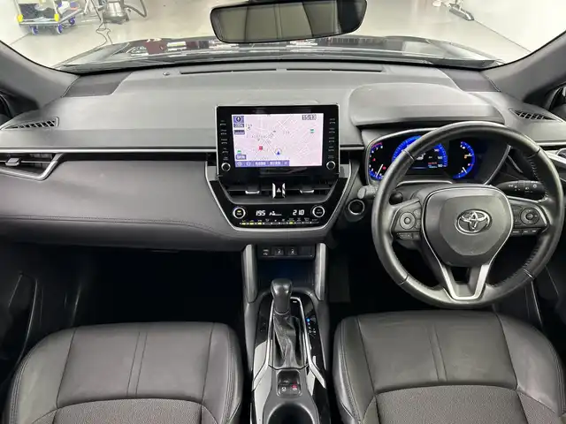 トヨタ カローラ クロス Z 愛知県 2023(令5)年 4.3万km アティチュードブラックマイカ 禁煙車/純正9インチナビ/（AM/FM/Bluetooth/USB)/バックカメラ/トヨタセーフティセンス/・プリクラッシュセーフティ/・レーダークルーズコントロール/・レーンディパーチャーアラート/・オートマチックハイビーム/・ブラインドスポットモニター/ETC/パワーバックドア/パワーシート/シートヒーター/純正18インチアルミホイール/LEDヘッドライト/フロントフォグランプ/スマートキー/スペアキー有/プッシュスタート/純正フロアマット/横滑り防止装置