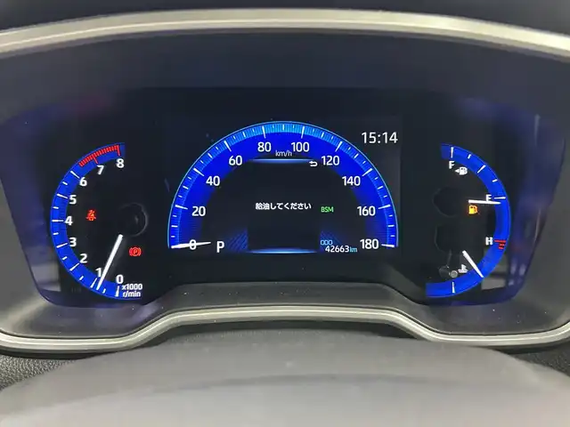 トヨタ カローラ クロス Z 愛知県 2023(令5)年 4.3万km アティチュードブラックマイカ 禁煙車/純正9インチナビ/（AM/FM/Bluetooth/USB)/バックカメラ/トヨタセーフティセンス/・プリクラッシュセーフティ/・レーダークルーズコントロール/・レーンディパーチャーアラート/・オートマチックハイビーム/・ブラインドスポットモニター/ETC/パワーバックドア/パワーシート/シートヒーター/純正18インチアルミホイール/LEDヘッドライト/フロントフォグランプ/スマートキー/スペアキー有/プッシュスタート/純正フロアマット/横滑り防止装置