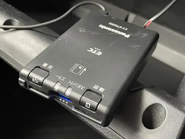 トヨタ ルーミー カスタムG－T 千葉県 2019(令1)年 7.3万km ブラックマイカメタリック スマートアシストIII/・プリクラッシュセーフティー/・車線逸脱警報/・先行車発進お知らせ機能/・オートマチックハイビーム/純正9インチSDナビ【NSZT-Y68T】/・CD/DVD/MSV/Bluetooth/フルセグTV/純正12.1インチフリップダウンモニター【V12T-R68C】/両後パワースライドドア/クルーズコントロール/コーナーセンサー/スマートキー/前席シートヒーター/純正15インチアルミホイール/純正LEDヘッドライト/フォグランプ/本革巻きステアリング/ドアバイザー/ETC