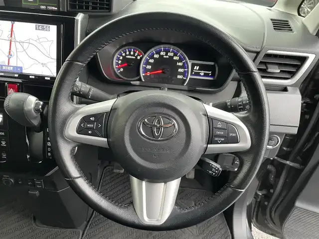 トヨタ ルーミー カスタムG－T 千葉県 2019(令1)年 7.3万km ブラックマイカメタリック スマートアシストIII/・プリクラッシュセーフティー/・車線逸脱警報/・先行車発進お知らせ機能/・オートマチックハイビーム/純正9インチSDナビ【NSZT-Y68T】/・CD/DVD/MSV/Bluetooth/フルセグTV/純正12.1インチフリップダウンモニター【V12T-R68C】/両後パワースライドドア/クルーズコントロール/コーナーセンサー/スマートキー/前席シートヒーター/純正15インチアルミホイール/純正LEDヘッドライト/フォグランプ/本革巻きステアリング/ドアバイザー/ETC