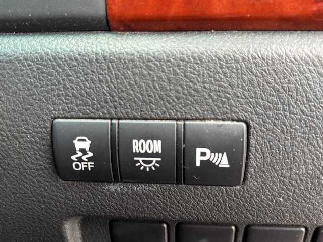 トヨタ アルファード 240S プライムセレクションⅡ 宮城県 2010(平22)年 15.6万km ホワイトパールクリスタルシャイン 登録時走行距離155377km/横滑り防止装置/ルームイルミネーション/パーキングセンサー/ステアリングリモコン/スペアキー有/エンジンスターター有/両側パワースライドドア/オートライト/フォグランプ/コーナーセンサー（前後）/プッシュスタート/純正フロアマット/補助ミラー/電動格納ミラー