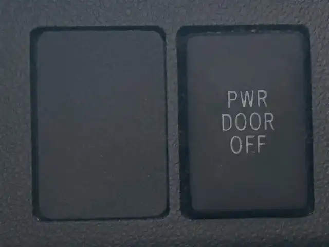 ダイハツ タント カスタム X SA 島根県 2013(平25)年 11.7万km ブラックマイカメタリック 登録時走行距離116931km/ワンオーナー/社外ナビ（carozzeria AVIC-HR2088）/ワンセグTV・AM・FM/両側スライドドア/純正アルミホイール/純正フロアマット/アイドリングストップ/ウィンカーミラー/プッシュスタート/フォグランプ/ドアバイザー/LEDライド