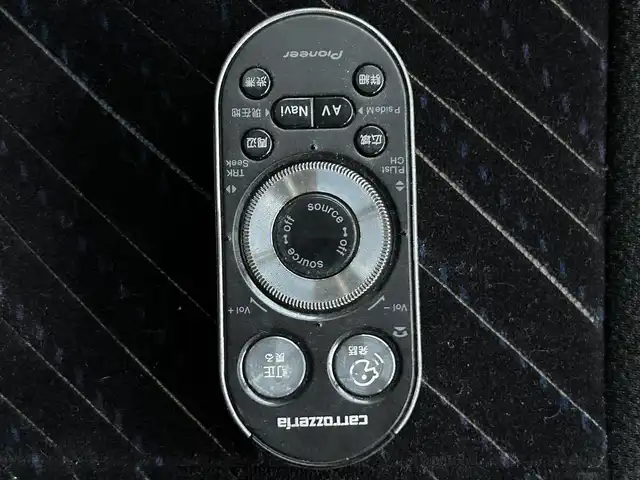 ダイハツ タント カスタム X SA 島根県 2013(平25)年 11.7万km ブラックマイカメタリック 登録時走行距離116931km/ワンオーナー/社外ナビ（carozzeria AVIC-HR2088）/ワンセグTV・AM・FM/両側スライドドア/純正アルミホイール/純正フロアマット/アイドリングストップ/ウィンカーミラー/プッシュスタート/フォグランプ/ドアバイザー/LEDライド