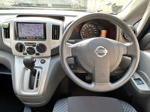 日産 ＮＶ２００バネット 16X－3R 東京都 2017(平29)年 6.9万km ラグーンブルー ワンオーナー/純正ナビ/DVD再生機能有/Bluetooth/フルセグ/SD・USB・CD・AM・FM/ETC/三列シート/バックカメラ/純正フロアマット/保証書/取扱説明書/記録簿