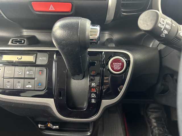 ホンダ Ｎ ＢＯＸ カスタム G ターボSSパッケージ 福島県 2014(平26)年 6.6万km プレミアムホワイトパール /禁煙車//クルーズコントロール//衝突被害軽減システム//横滑り防止装置//バックカメラ//オートライト//純正アルミホイール//両側パワースライドドア//純正フロアマット//社外ナビ//Bluetooth//フルセグテレビ//ETC//スマートキー//プッシュスタート//ターボ//パドルシフト