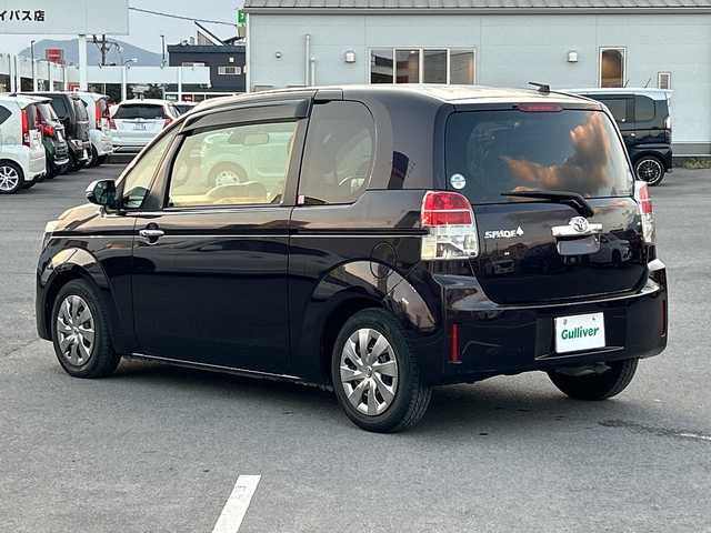 トヨタ スペイド F クイーンⅡ 鹿児島県 2016(平28)年 6.2万km ボルドーマイカメタリック ナビレディパッケージ/純正ナビ/フルセグTV/片側パワースライドドア/バックカメラ/ビルトインETC/セーフティセンスC/・衝突被害軽減ブレーキ/・車線逸脱警報/・オートマチックハイビーム/ステアリングスイッチ/撥水タイプシート/純正ウォッシャブルシートカバー付/チップアップシート/スマートキー/プッシュエンジンスタート/イモビライザー/禁煙車