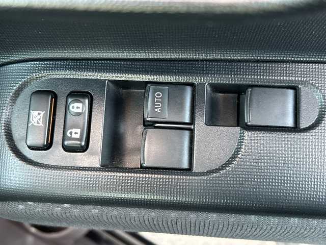 トヨタ スペイド F クイーンⅡ 鹿児島県 2016(平28)年 6.2万km ボルドーマイカメタリック ナビレディパッケージ/純正ナビ/フルセグTV/片側パワースライドドア/バックカメラ/ビルトインETC/セーフティセンスC/・衝突被害軽減ブレーキ/・車線逸脱警報/・オートマチックハイビーム/ステアリングスイッチ/撥水タイプシート/純正ウォッシャブルシートカバー付/チップアップシート/スマートキー/プッシュエンジンスタート/イモビライザー/禁煙車