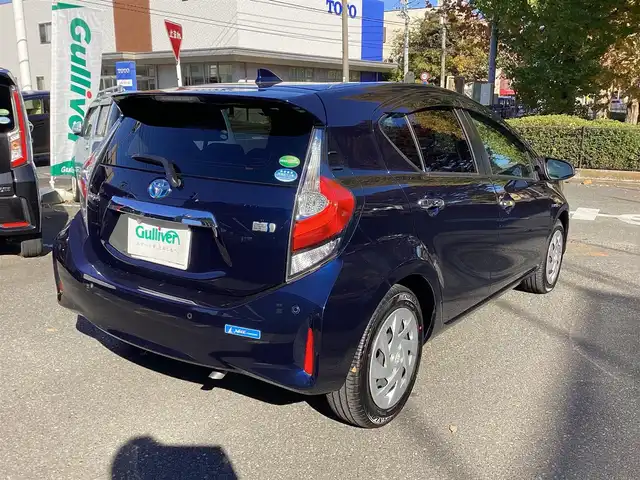 トヨタ アクア S スタイルブラック 神奈川県 2018(平30)年 2.4万km ダークブルーマイカ ワンオーナー/純正ナビ、TV/バックモニタ/ETC/セーフティーセンスC/スマートキー