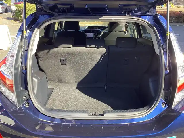 トヨタ アクア S スタイルブラック 神奈川県 2018(平30)年 2.4万km ダークブルーマイカ ワンオーナー/純正ナビ、TV/バックモニタ/ETC/セーフティーセンスC/スマートキー