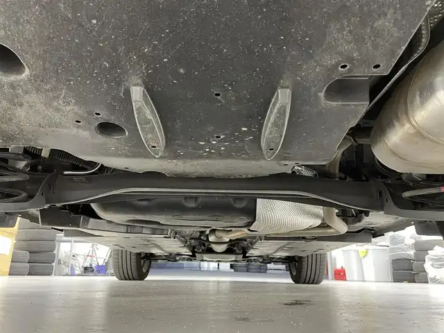 トヨタ ヤリスクロス ハイブリッド GRスポーツ 滋賀県 2023(令5)年 2.7万km ブラックマイカ 純正8インチナビ/バックカメラ/ETC2.0/前後ドラレコ/ブラインドスポットモニター/トヨタセーフティセンス/・プリクラッシュセーフティ/・レーントレーシングアシスト/・レーダークルーズコントロール/・オートマチックハイビーム/・ロードサインアシスト/LEDヘッドライト/クリアランスソナー/GRハーフレザーシート/GR革巻ステアリング/GRブレーキキャリパー/アルミペダル