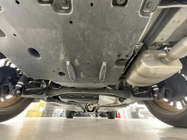 トヨタ ヤリスクロス ハイブリッド Z 滋賀県 2021(令3)年 3.3万km ホワイトパールクリスタルシャイン 純正8インチナビ/【Bluetooth/USB/Miracast】/バックカメラ/ETC/前後ドラレコ/ブラインドスポットモニター/セーフティセンス/・プリクラッシュセーフティ/・レーントレーシングアシスト/・レーダークルーズコントロール/・オートマチックハイビーム/・ロードサインアシスト/クリアランスソナー/シートヒーター/パワーシート/ハーフレザーシート/LEDヘッドライト