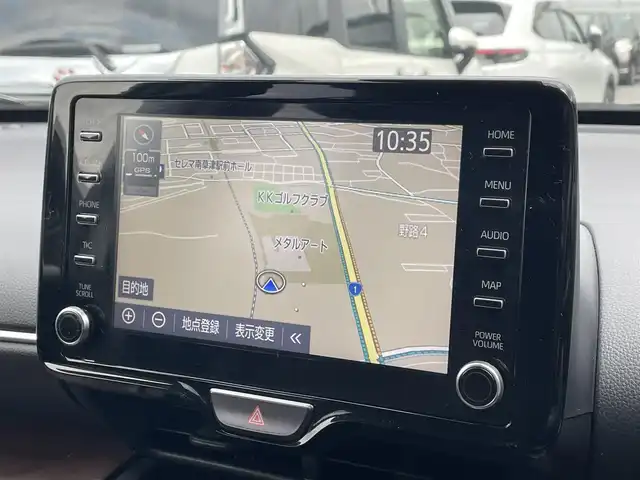 トヨタ ヤリスクロス ハイブリッド Z 滋賀県 2021(令3)年 3.3万km ホワイトパールクリスタルシャイン 純正8インチナビ/【Bluetooth/USB/Miracast】/バックカメラ/ETC/前後ドラレコ/ブラインドスポットモニター/セーフティセンス/・プリクラッシュセーフティ/・レーントレーシングアシスト/・レーダークルーズコントロール/・オートマチックハイビーム/・ロードサインアシスト/クリアランスソナー/シートヒーター/パワーシート/ハーフレザーシート/LEDヘッドライト