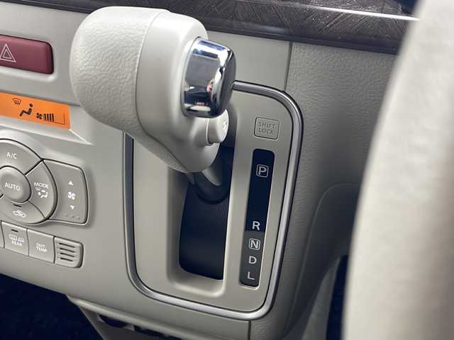 スズキ ラパン モード 秋田県 2019(令1)年 1.4万km フォーンベージュメタリック/ホワイト2トーンルーフ 4WD/社外SDナビ　/フルセグTV/CD/DVD/Bluetooth/全方位カメラ　/スズキセーフティサポート　/レーンキープアシスト　/横滑り防止装置　/コーナーセンサー　/アイドリングストップ/前席シートヒーター　/前後ドライブレコーダー　/社外エンジンスターター　/LEDヘッドライト/オートライト/USBポート/ドアミラーヒーラー/純正フロアマット/純正サイドバイザー/純正アルミホイールキャップ