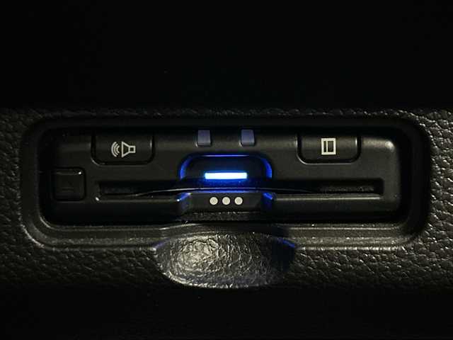 ホンダ Ｎ ＯＮＥ RS 三重県 2021(令3)年 4.5万km クリスタルブラックパール /禁煙車　//純正オーディオ　//前席シートヒーター　//ドラレコ　//ＬＥＤヘッドライト　//フォグライト　//ＥＴＣ　//衝突軽減ブレーキ　//レーンキープアシスト//コーナーセンサー　//スマートキー