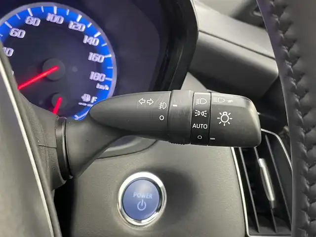 トヨタ クラウン ハイブリッド RS アドバンス 埼玉県 2019(令1)年 3.6万km ホワイトパールクリスタルシャイン サンルーフ　純正ナビ　デジタルインナーミラー　BSM　セーフティセンス　レーダークルーズコントロール　パワーシート　LEDヘッドライト　ETC　バックカメラ　ドライブレコーダー　レザーシート　地デジ