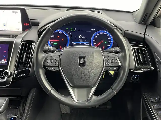 トヨタ クラウン ハイブリッド RS アドバンス 埼玉県 2019(令1)年 3.6万km ホワイトパールクリスタルシャイン サンルーフ　純正ナビ　デジタルインナーミラー　BSM　セーフティセンス　レーダークルーズコントロール　パワーシート　LEDヘッドライト　ETC　バックカメラ　ドライブレコーダー　レザーシート　地デジ