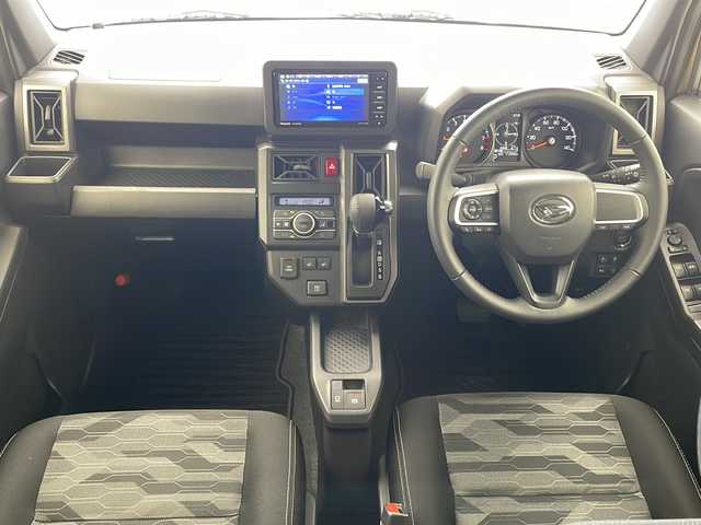 ダイハツ タフト G クロムベンチャー 沖縄県 2021(令3)年 1.2万km サンドベージュメタリック 社外ナビ(CN-HA01WD)/(フルセグＴＶ　ＤＶＤ再生　ＢＴ接続)/アラウンドビューモニター　/ドライブレコーダー　/コーナーセンサー　/ガラスルーフ　/ＬＥＤオートライト　/オートマチックハイビーム　/シートヒーター　/ＥＴＣ