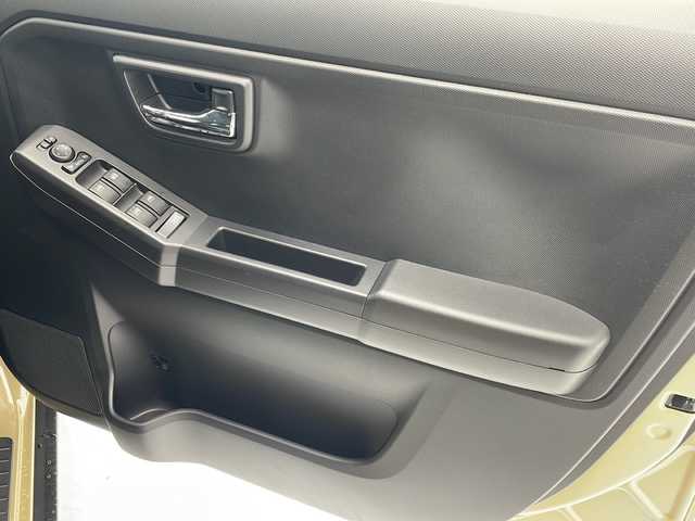 ダイハツ タフト G クロムベンチャー 沖縄県 2021(令3)年 1.2万km サンドベージュメタリック 社外ナビ(CN-HA01WD)/(フルセグＴＶ　ＤＶＤ再生　ＢＴ接続)/アラウンドビューモニター　/ドライブレコーダー　/コーナーセンサー　/ガラスルーフ　/ＬＥＤオートライト　/オートマチックハイビーム　/シートヒーター　/ＥＴＣ