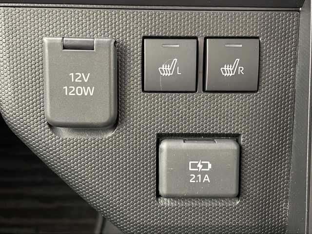 ダイハツ タフト G クロムベンチャー 沖縄県 2021(令3)年 1.2万km サンドベージュメタリック 社外ナビ(CN-HA01WD)/(フルセグＴＶ　ＤＶＤ再生　ＢＴ接続)/アラウンドビューモニター　/ドライブレコーダー　/コーナーセンサー　/ガラスルーフ　/ＬＥＤオートライト　/オートマチックハイビーム　/シートヒーター　/ＥＴＣ