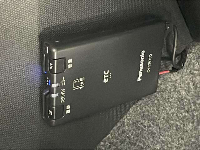 ダイハツ タフト G クロムベンチャー 沖縄県 2021(令3)年 1.2万km サンドベージュメタリック 社外ナビ(CN-HA01WD)/(フルセグＴＶ　ＤＶＤ再生　ＢＴ接続)/アラウンドビューモニター　/ドライブレコーダー　/コーナーセンサー　/ガラスルーフ　/ＬＥＤオートライト　/オートマチックハイビーム　/シートヒーター　/ＥＴＣ