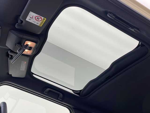 ダイハツ タフト G クロムベンチャー 沖縄県 2021(令3)年 1.2万km サンドベージュメタリック 社外ナビ(CN-HA01WD)/(フルセグＴＶ　ＤＶＤ再生　ＢＴ接続)/アラウンドビューモニター　/ドライブレコーダー　/コーナーセンサー　/ガラスルーフ　/ＬＥＤオートライト　/オートマチックハイビーム　/シートヒーター　/ＥＴＣ