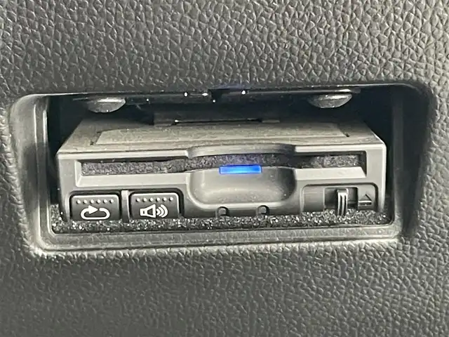 スズキ スイフト スポーツ セーフティPKG 愛知県 2018(平30)年 6.7万km ピュアホワイトP 純正８型ナビ　フルセグＴＶ　Ｂｌｕｅｔｏｏｔｈ　ＵＳＢ　全方位カメラ　ＥＴＣ　セーフティＰＫＧ　衝突軽減　追従クルコン　車線逸脱　ＬＥＤオートライト　フォグランプ　プッシュスタート　スマートキー　禁煙