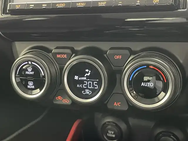 スズキ スイフト スポーツ セーフティPKG 愛知県 2018(平30)年 6.7万km ピュアホワイトP 純正８型ナビ　フルセグＴＶ　Ｂｌｕｅｔｏｏｔｈ　ＵＳＢ　全方位カメラ　ＥＴＣ　セーフティＰＫＧ　衝突軽減　追従クルコン　車線逸脱　ＬＥＤオートライト　フォグランプ　プッシュスタート　スマートキー　禁煙