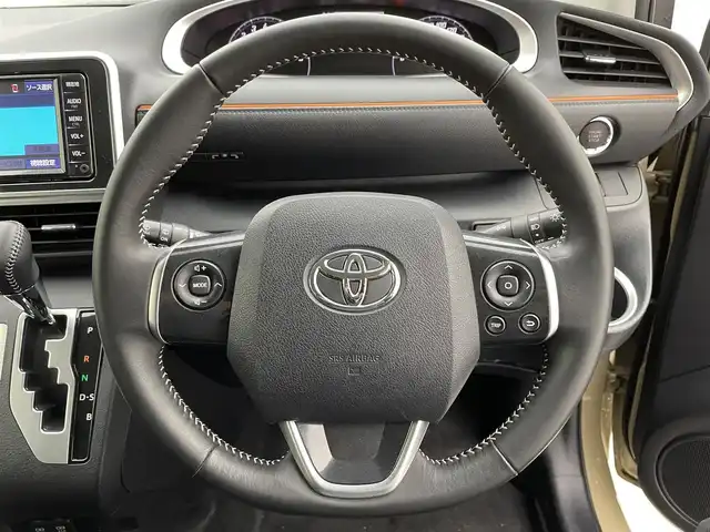 トヨタ シエンタ G クエロ 宮城県 2021(令3)年 2.2万km ベージュ 純正ナビ　/パノラミックビューモニター　/専用ハーフレザーシート　/両側パワースライドドア　/クリアランスソナー　/プリクラッシュセーフティ　/レーンディパーチャーアラート　/オートマチックハイビーム　/ＬＥＤヘッドランプ/フォグランプ/純正15インチAW/ETC/禁煙
