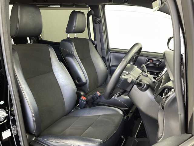 トヨタ ノア Si ダブルバイビー 鹿児島県 2018(平30)年 6.7万km ブラック 純正10インチナビ/(AM/FM/CD/DVD/Bluetooth/USB)/フリップダウンモニター/バックカメラ/ビルトインETC/両側パワースライドドア/前方ドライブレコーダー/ハーフレザーシート/TOYOTA Safety Sense/・クルーズコントロール/・プリクラッシュセーフティ/・レーンディパーチャーアラート/・先行車発進告知機能/横滑り防止機能/スマートキー/純正16インチアルミホイール/純正LEDヘッドライト/取扱説明書