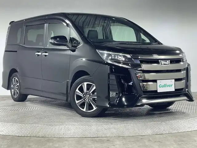 トヨタ ノア Si ダブルバイビー 神奈川県 2018(平30)年 6.7万km ブラック 純正10インチナビ/(AM/FM/CD/DVD/Bluetooth/USB)/フリップダウンモニター/バックカメラ/ビルトインETC/両側パワースライドドア/前方ドライブレコーダー/ハーフレザーシート/TOYOTA Safety Sense/・クルーズコントロール/・プリクラッシュセーフティ/・レーンディパーチャーアラート/・先行車発進告知機能/横滑り防止機能/スマートキー/純正16インチアルミホイール/純正LEDヘッドライト/取扱説明書