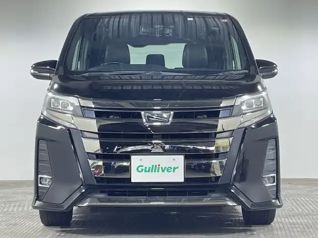 トヨタ ノア Si ダブルバイビー 神奈川県 2018(平30)年 6.7万km ブラック 純正10インチナビ/(AM/FM/CD/DVD/Bluetooth/USB)/フリップダウンモニター/バックカメラ/ビルトインETC/両側パワースライドドア/前方ドライブレコーダー/ハーフレザーシート/TOYOTA Safety Sense/・クルーズコントロール/・プリクラッシュセーフティ/・レーンディパーチャーアラート/・先行車発進告知機能/横滑り防止機能/スマートキー/純正16インチアルミホイール/純正LEDヘッドライト/取扱説明書