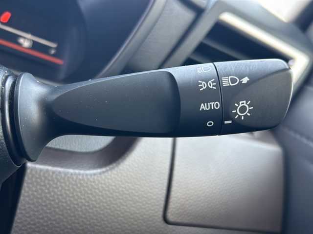 トヨタ ルーミー G 沖縄県 2020(令2)年 7.6万km レーザーブルークリスタルシャイン 社外ナビ・Bluetooth・TV・CD/両側パワースライドドア/ドライブレコーダー/クルーズコントロール/コーナーセンサー/オートライト/衝突軽減システム/LEDヘッドライト/オートマチックハイビーム/スマートキー