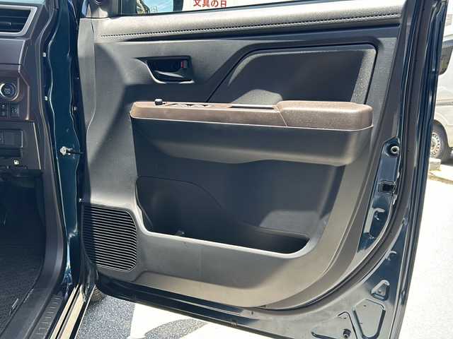 トヨタ ルーミー G 沖縄県 2020(令2)年 7.6万km レーザーブルークリスタルシャイン 社外ナビ・Bluetooth・TV・CD/両側パワースライドドア/ドライブレコーダー/クルーズコントロール/コーナーセンサー/オートライト/衝突軽減システム/LEDヘッドライト/オートマチックハイビーム/スマートキー