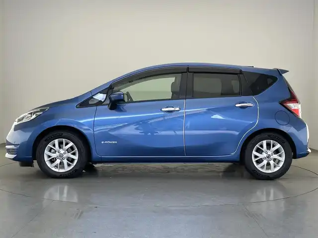 日産 ノート e－パワー X Vセレクション 愛知県 2020(令2)年 1.7万km シャイニングブルー 純正ナビ　フルセグＴＶ　Ｂｌｕｅｔｏｏｔｈ　デジタルインナーミラー　プロパイロット　エマージェンシーブレーキ　衝突軽減　車線逸脱　追従クルコン　ドラレコ　ＥＴＣ　ＬＥＤオートライト　フォグランプ　禁煙