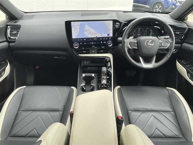 レクサス ＮＸ 350h バージョンL 東京都 2022(令4)年 2.9万km ソニッククロム