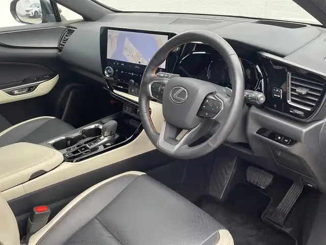 レクサス ＮＸ 350h バージョンL 東京都 2022(令4)年 2.9万km ソニッククロム