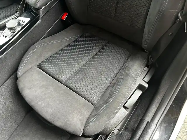ＢＭＷ １１８ｄ 富山県 2018(平30)年 3万km 黒 コンフォートパッケージ/パーキングサポートパッケージ/コンフォートアクセス/HDDナビ/バックカメラ/アイドリングストップ/クルーズコントロール/プッシュスタート/ミラー内臓ETC/Bluetooth接続/DVD/CD再生/シートヒーター/LEDヘッドライト/横滑り防止/衝突軽減