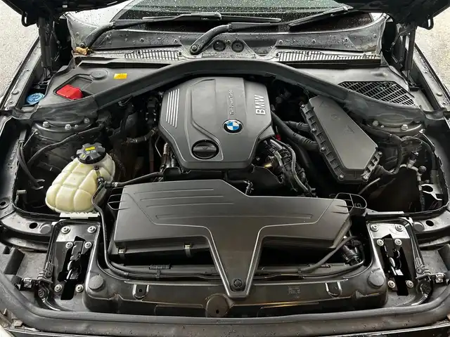ＢＭＷ １１８ｄ 富山県 2018(平30)年 3万km 黒 コンフォートパッケージ/パーキングサポートパッケージ/コンフォートアクセス/HDDナビ/バックカメラ/アイドリングストップ/クルーズコントロール/プッシュスタート/ミラー内臓ETC/Bluetooth接続/DVD/CD再生/シートヒーター/LEDヘッドライト/横滑り防止/衝突軽減