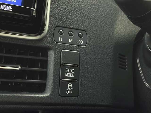 トヨタ ヴォクシー ZS 煌Ⅱ 新潟県 2020(令2)年 4.3万km ブラック 純正メモリナビ/（BT/FM/AM/フルセグTV）/バックカメラ/ステアリングスイッチ/両側パワースライドドア/純正フリップダウンモニター/純正LEDオートヘッドライト/電格ミラー/ウィンカーミラー/ドアバイザー/純正16インチアルミホイール/ビルトインETC