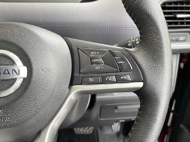 日産 セレナ ハイウェイスター 愛知県 2020(令2)年 3.7万km マルーンレッド 2トーン 衝突軽減システム/純正10型ナビ/フリップダウンモニター/全方位カメラ/両側パワースライドドア/クルーズコントロール/フルセグ/CD DVD/Bluetooth/バックカメラ/コーナーセンサー/純正アルミホイール/ブラインドスポットモニター/LEDヘッドライト/オートライト/ドライブレコーダー/ETC/ステアリングスイッチ/スマートキー/プッシュスタート